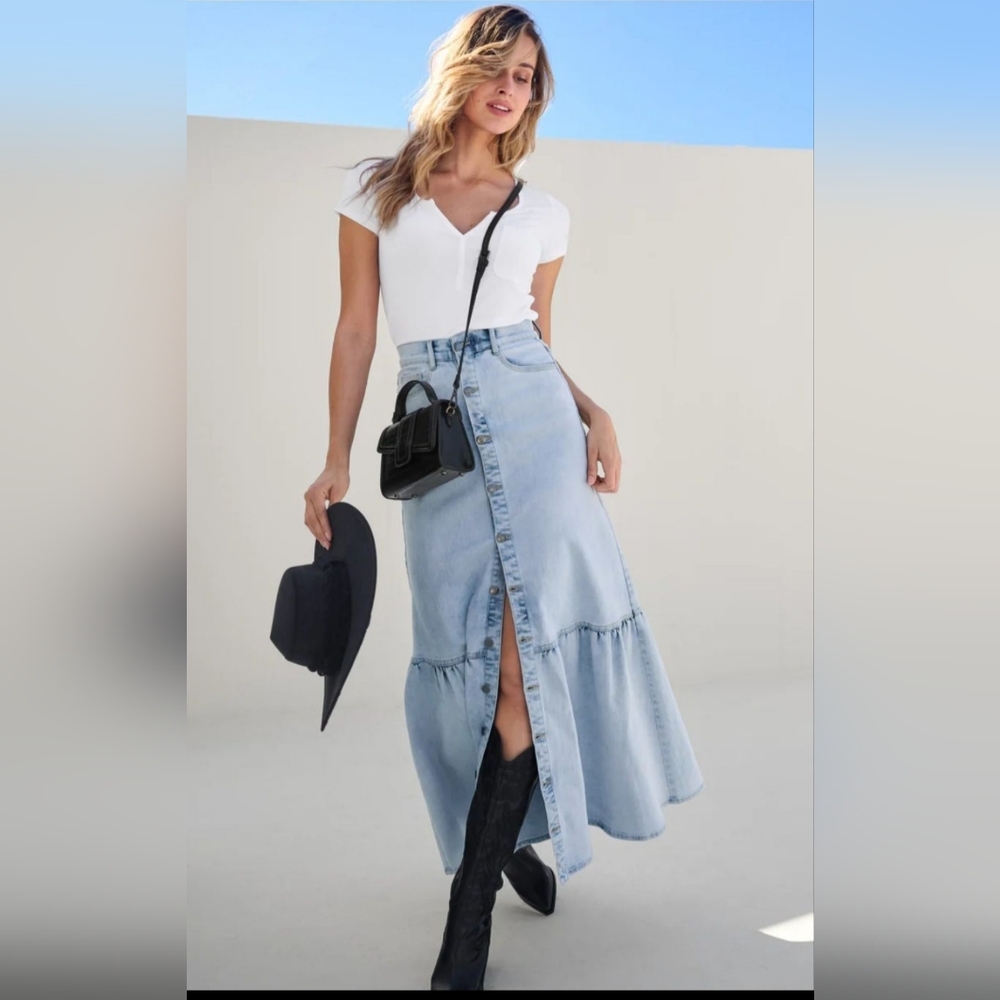 NWT VENUS Light Blue Denim Button-Front Maxi Skirt